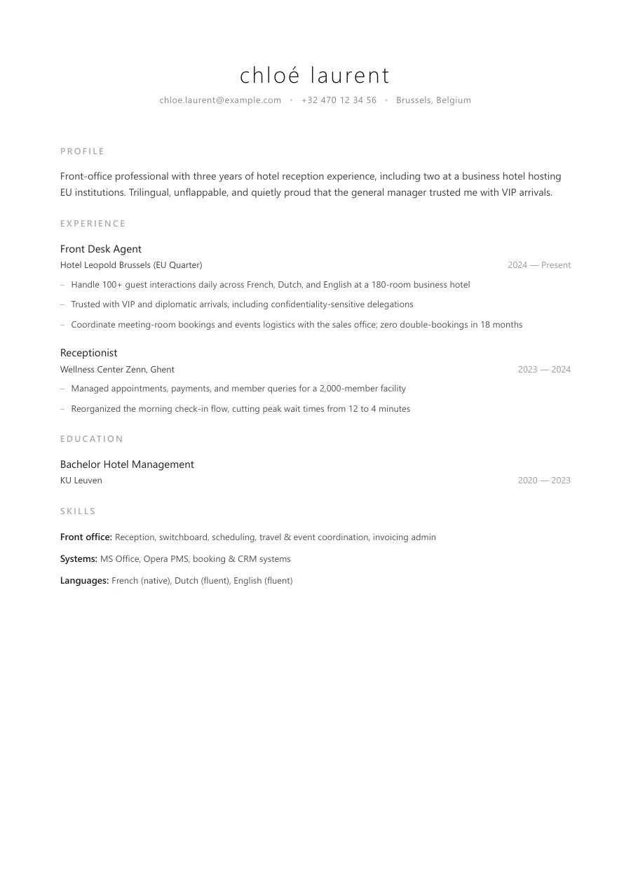 Chloé's resume — document preview, page 1